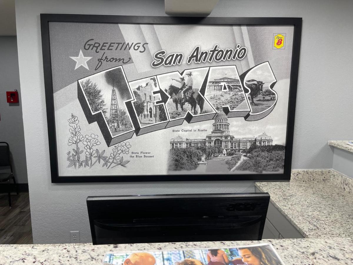 Отель Super 8 By Wyndham San Antonio Downtown Ne Экстерьер фото